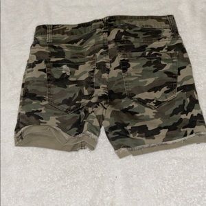 Pair of cute army shorts 💕